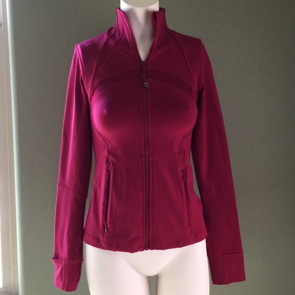 Lululemon Jacket 4 Euc - image 1